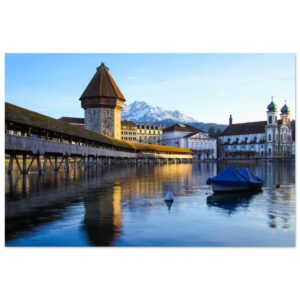 Kapellbrücke Luzern und Pilatus – Abenddämmerung Forex-Druck