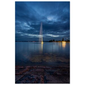 Zauberhafte Blaue Stunde am Zugersee - Premium Poster