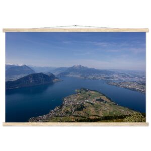 Zentralschweiz: Atemberaubender Ausblick über den Vierwaldstättersee Premium Poster mit Holzeisten