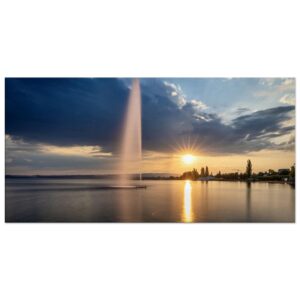 Wasserfontäne am Zugersee bei Sonnenuntergang - Leinwand